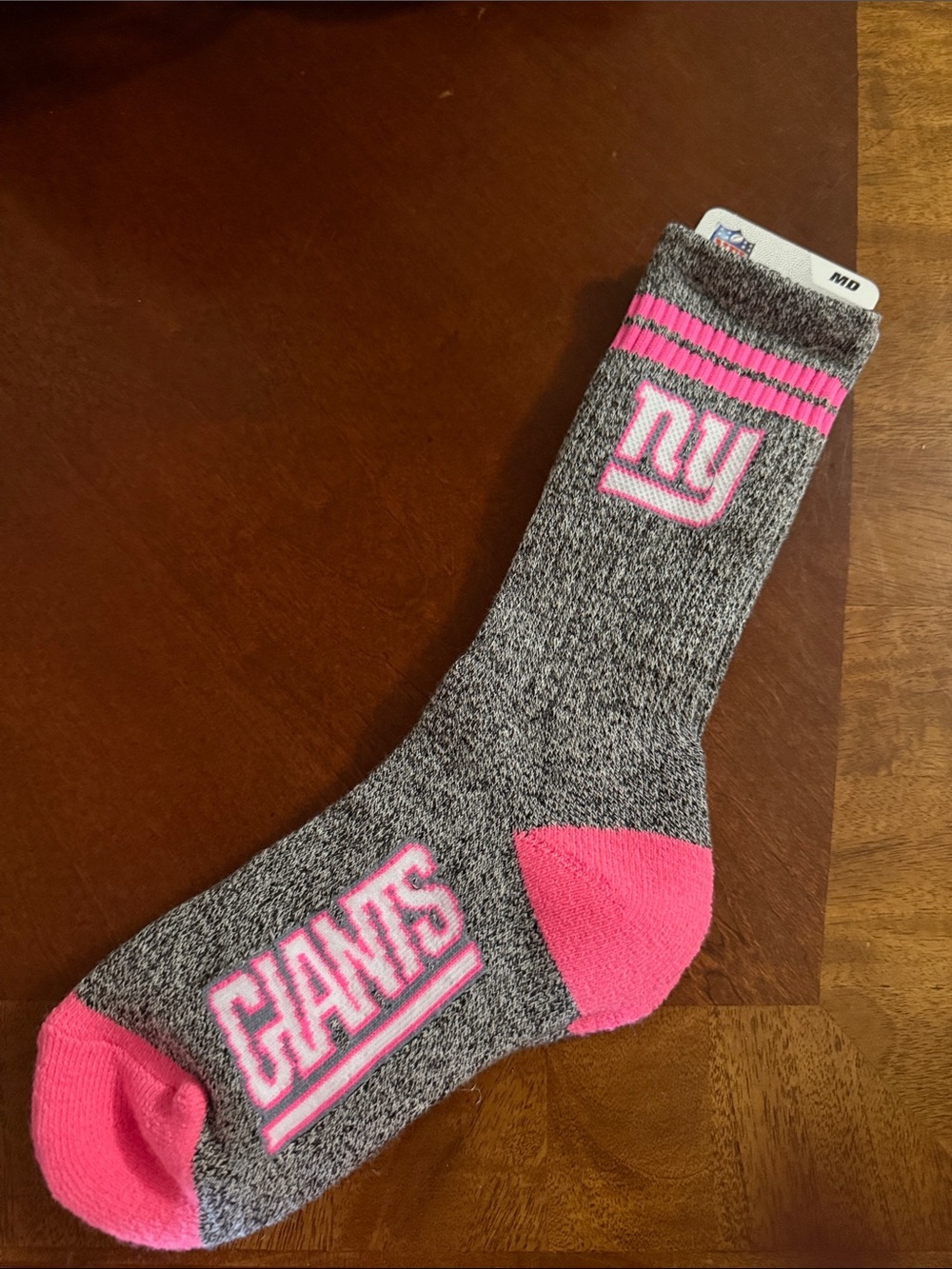 Team Apparel Gray & Pink NY Giants Crew Socks